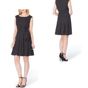 A-LINE DOT WITH SIDE RUCHING
TAHARI
